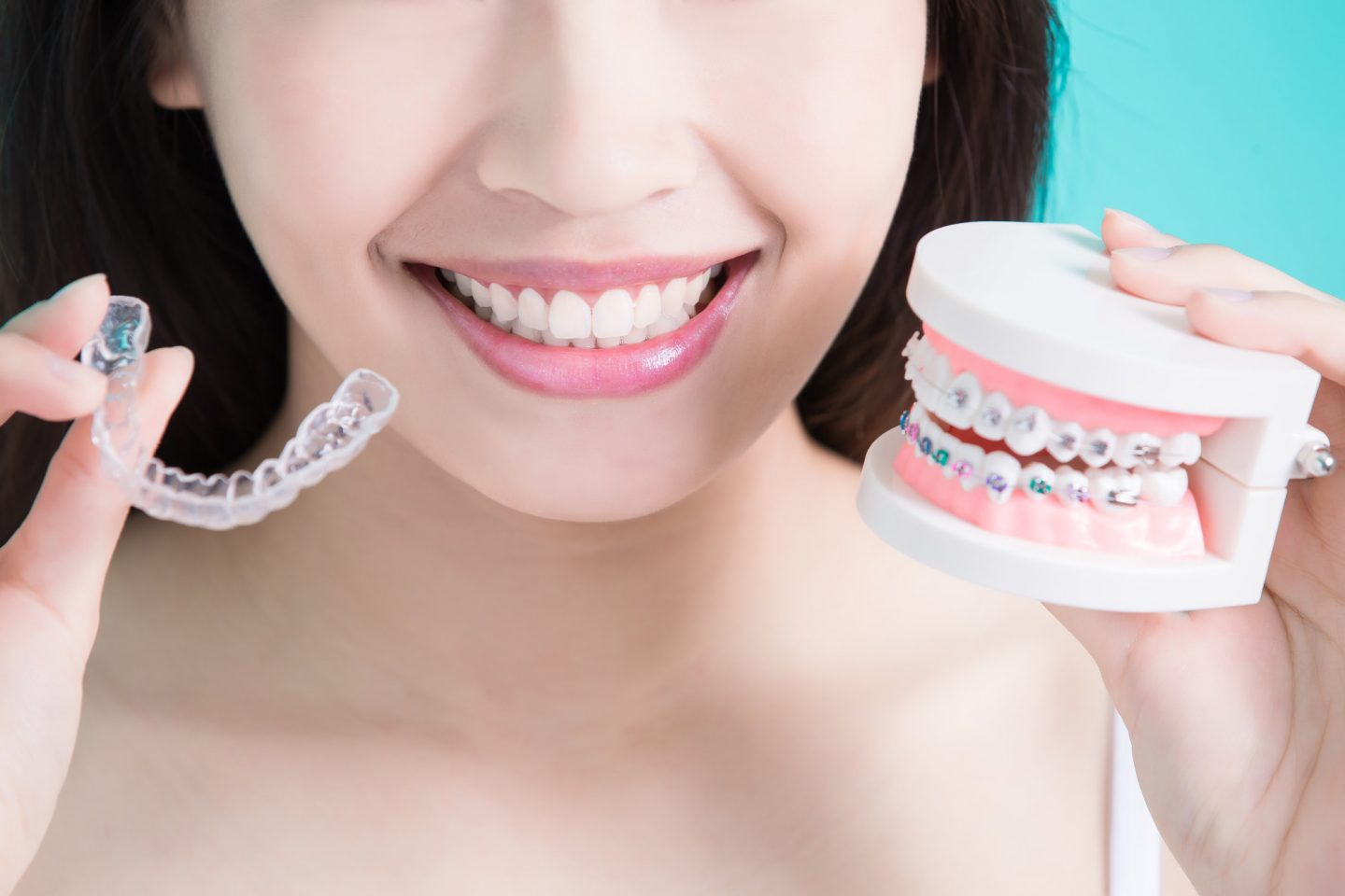 Your Questions Answered: How to Choose Between Invisalign or Braces